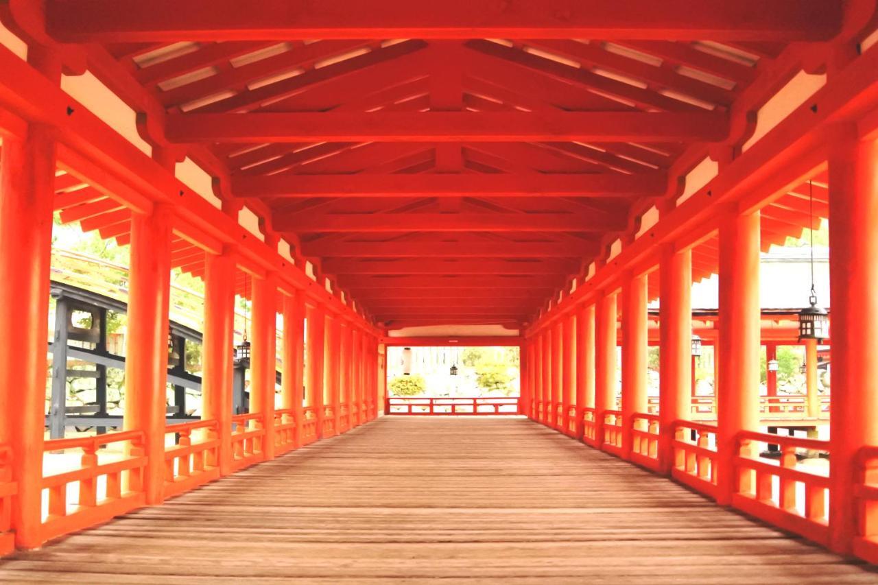 Oyado Tsukiusagi Hatsukaichi Esterno foto