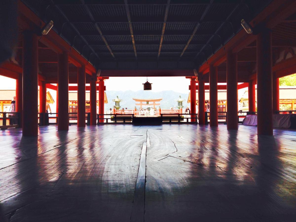 Oyado Tsukiusagi Hatsukaichi Esterno foto