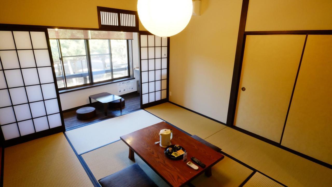 Oyado Tsukiusagi Hatsukaichi Camera foto
